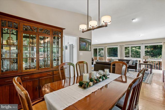8308 LILLY STONE DR, Bethesda, MD 20817