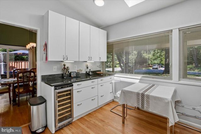 8308 LILLY STONE DR, Bethesda, MD 20817