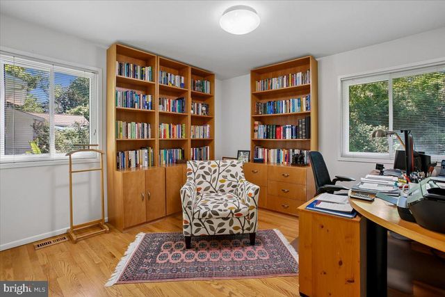 8308 LILLY STONE DR, Bethesda, MD 20817