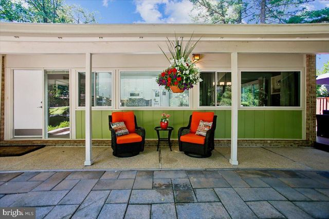 8308 LILLY STONE DR, Bethesda, MD 20817