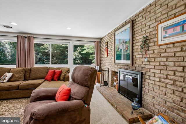 8308 LILLY STONE DR, Bethesda, MD 20817