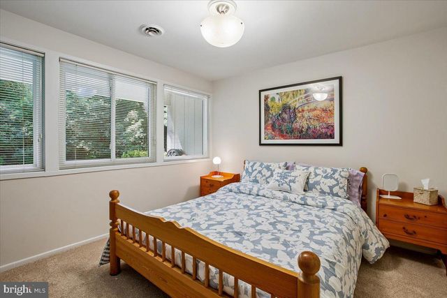 8308 LILLY STONE DR, Bethesda, MD 20817