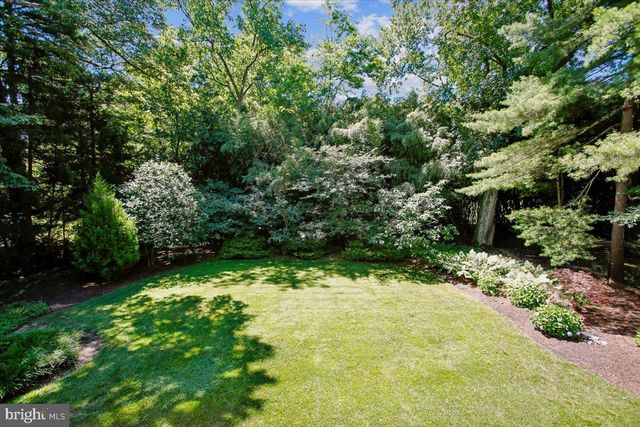 8308 LILLY STONE DR, Bethesda, MD 20817