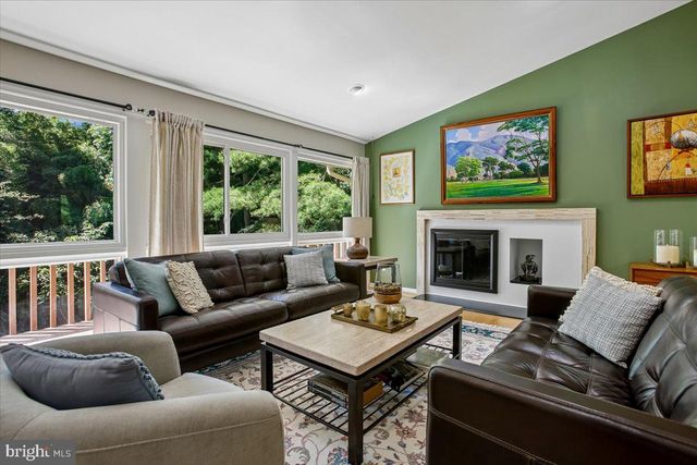 8308 LILLY STONE DR, Bethesda, MD 20817