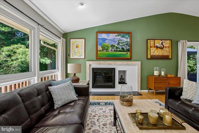 8308 LILLY STONE DR, Bethesda, MD 20817
