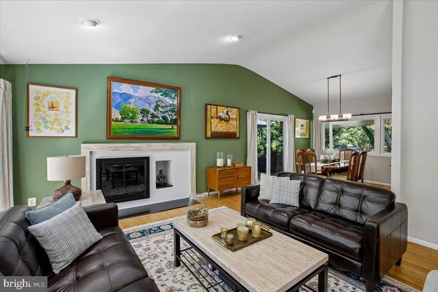 8308 LILLY STONE DR, Bethesda, MD 20817