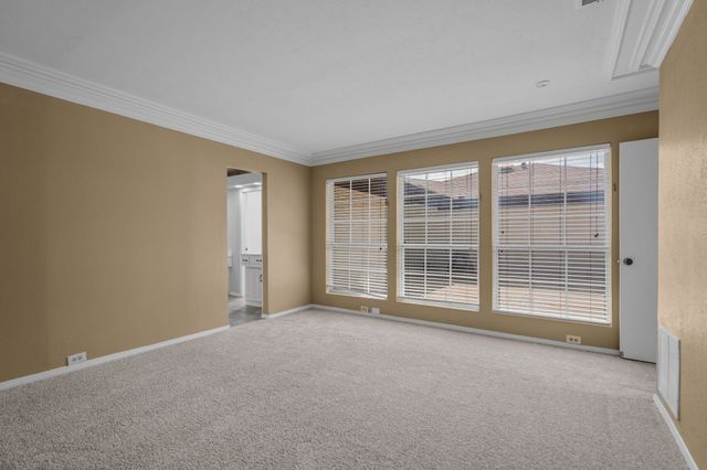 1115 Derbyshire Place, Carrollton, TX 75007