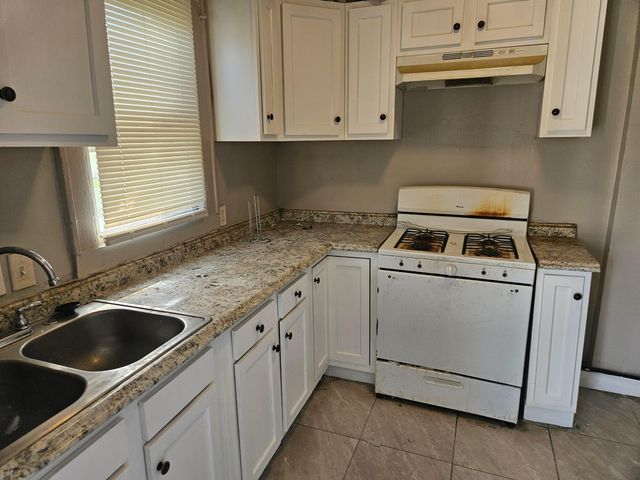 1038 Lockbourne Road, Columbus, OH 43206