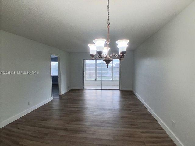 9460 Sunrise Lakes Blvd 309, Sunrise, FL 33322