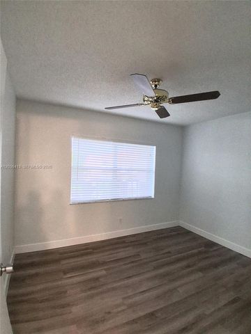 9460 Sunrise Lakes Blvd 309, Sunrise, FL 33322