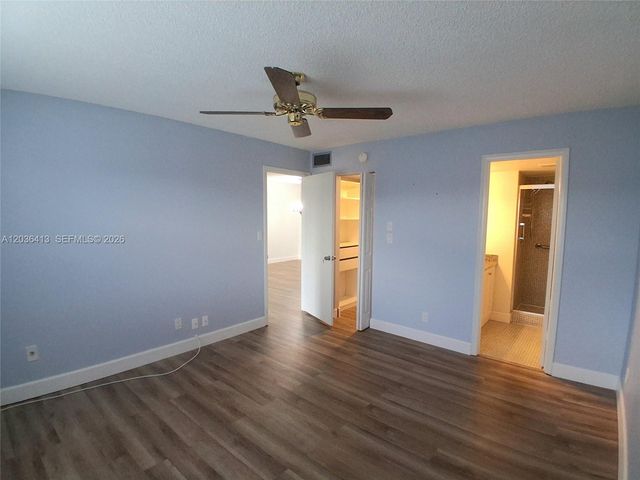 9460 Sunrise Lakes Blvd 309, Sunrise, FL 33322