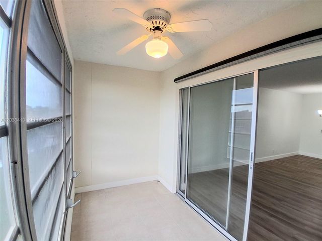 9460 Sunrise Lakes Blvd 309, Sunrise, FL 33322