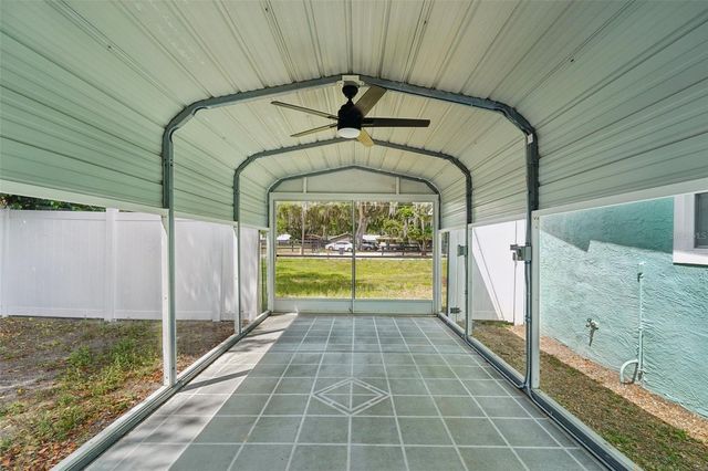 12385 SE 135TH COURT, Ocklawaha, FL 32179