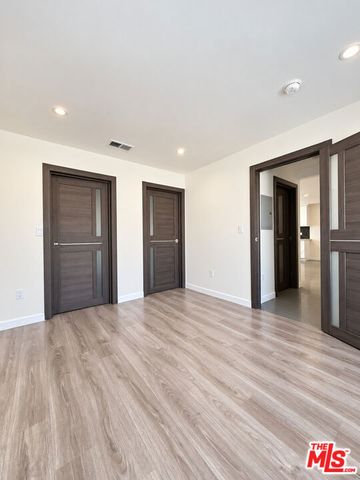 12652 Welby Way, North Hollywood (los Angeles), CA 91606