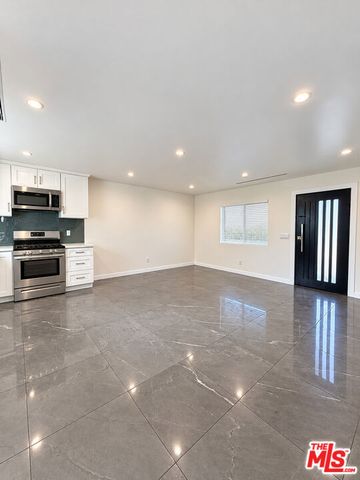 12652 Welby Way, North Hollywood (los Angeles), CA 91606