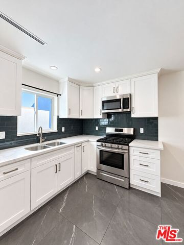 12652 Welby Way, North Hollywood (los Angeles), CA 91606