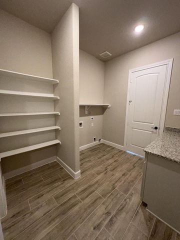 9510 Turnstone Drive, Manvel, TX 77578