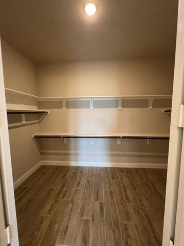 9510 Turnstone Drive, Manvel, TX 77578