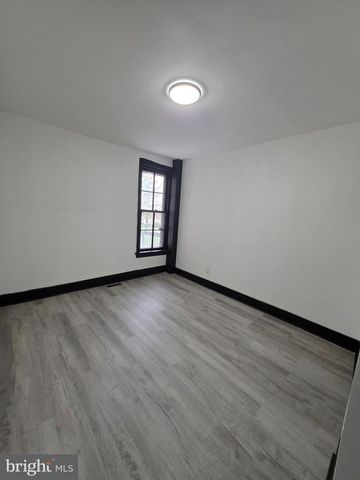 300 PINE ST, Reading, PA 19602