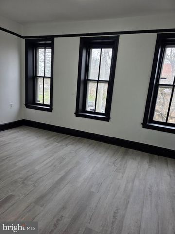 300 PINE ST, Reading, PA 19602