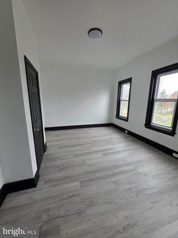 300 PINE ST, Reading, PA 19602