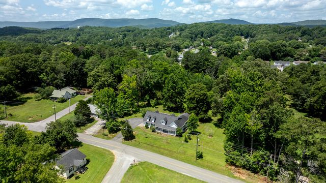 1417 W Wn Main Street, Lafayette, GA 30728