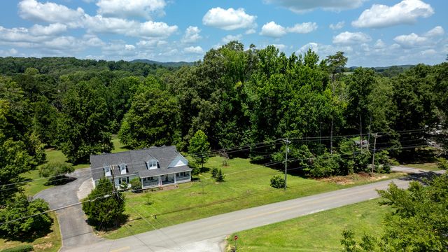1417 W Wn Main Street, Lafayette, GA 30728
