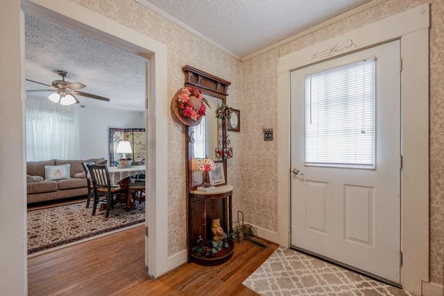1417 W Wn Main Street, Lafayette, GA 30728