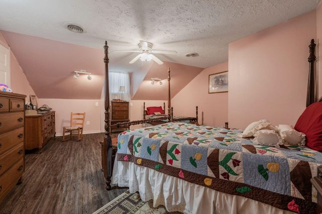 1417 W Wn Main Street, Lafayette, GA 30728
