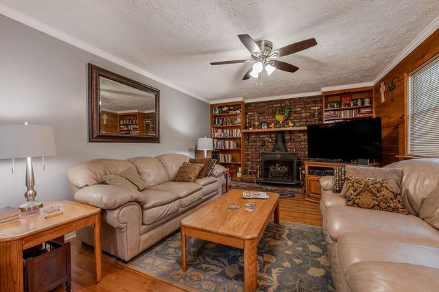 1417 W Wn Main Street, Lafayette, GA 30728
