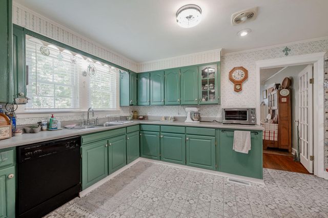 1417 W Wn Main Street, Lafayette, GA 30728
