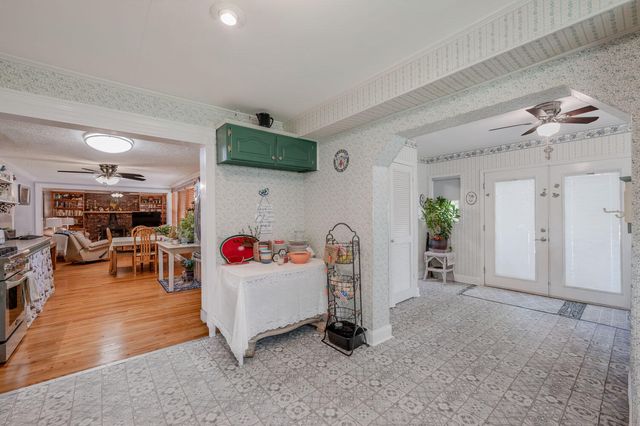 1417 W Wn Main Street, Lafayette, GA 30728