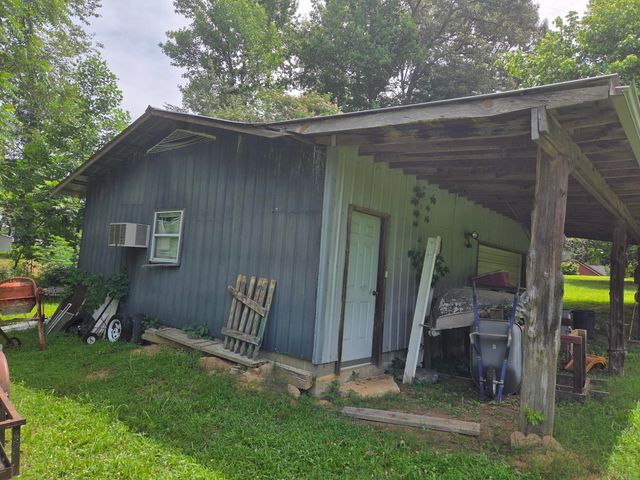 1417 W Wn Main Street, Lafayette, GA 30728