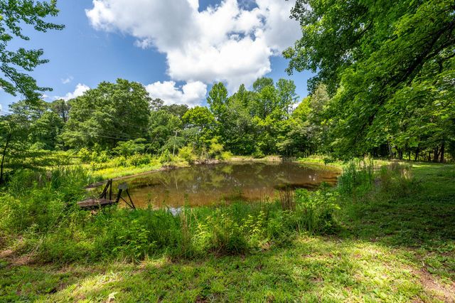 1417 W Wn Main Street, Lafayette, GA 30728