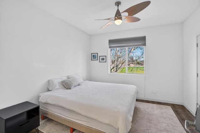 493 Tailoff Ln, Sacramento, CA 95818