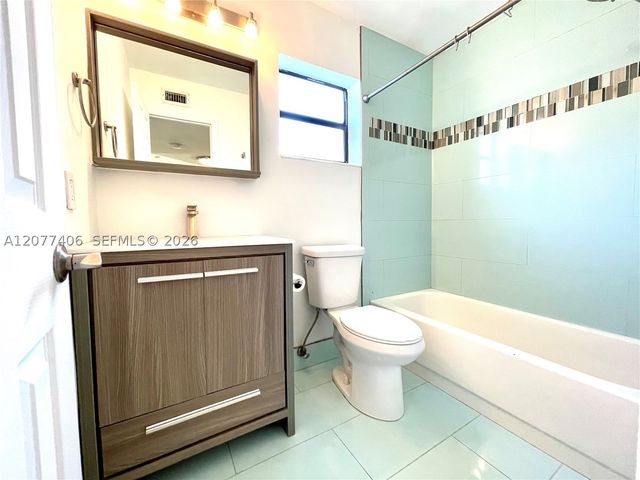3709 Cocoplum Cir 3543, Coconut Creek, FL 33063