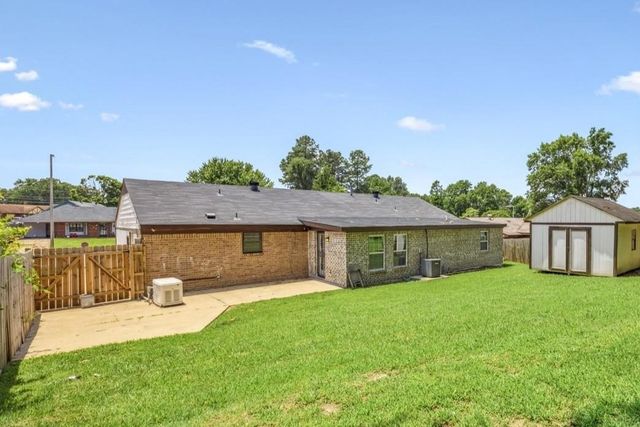 2826 WHITNEY AVE, Memphis, TN 38127