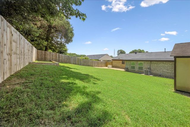 2826 WHITNEY AVE, Memphis, TN 38127