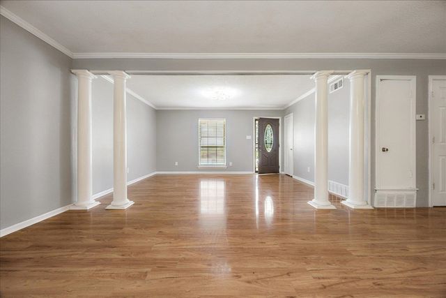 2826 WHITNEY AVE, Memphis, TN 38127
