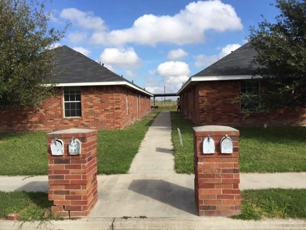 1815 W Portales Drive, Edinburg, TX 78541