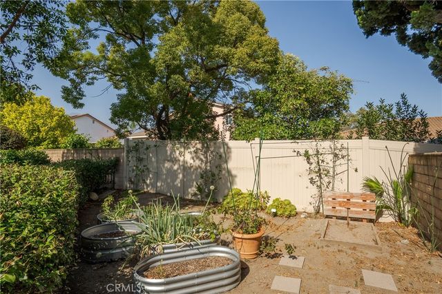 1938 Trinidad, Claremont, CA 91711