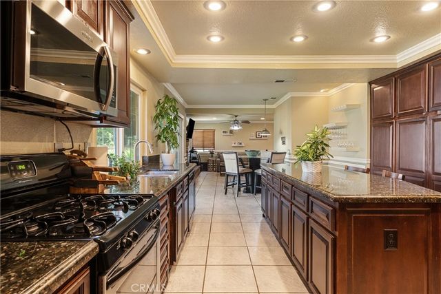 1938 Trinidad, Claremont, CA 91711