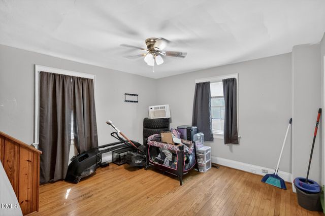 913 Woodrow Street S, Wilson, NC 27893