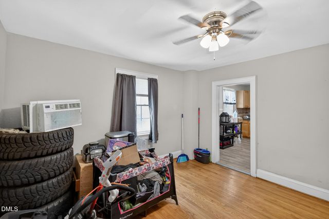 913 Woodrow Street S, Wilson, NC 27893