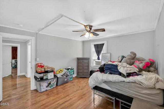 913 Woodrow Street S, Wilson, NC 27893