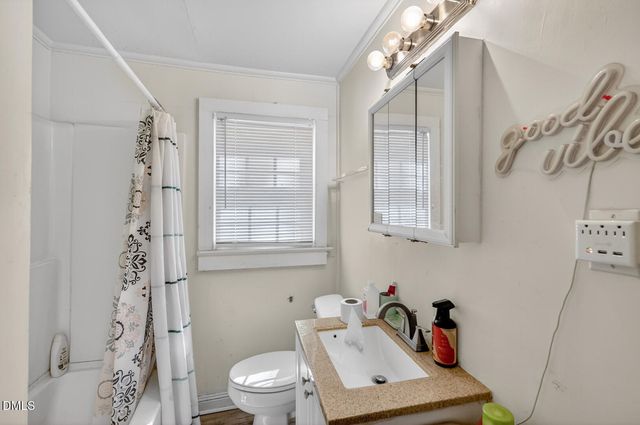 913 Woodrow Street S, Wilson, NC 27893