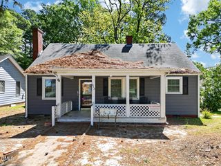 913 Woodrow Street S, Wilson, NC 27893