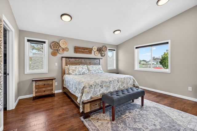 1850 Serengeti Rd, Nampa, ID 83686
