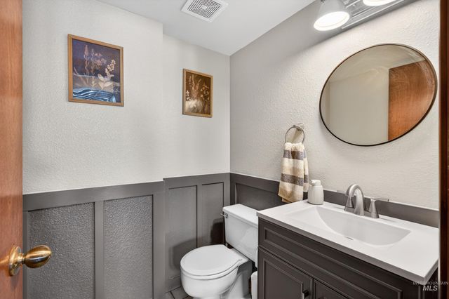 1850 Serengeti Rd, Nampa, ID 83686