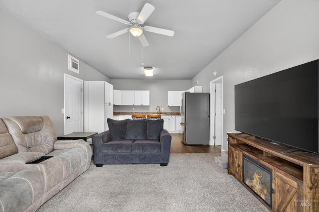 1850 Serengeti Rd, Nampa, ID 83686